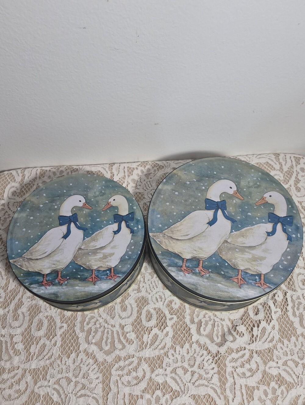 Goose Nesting Tins - Picture 2 of 12
